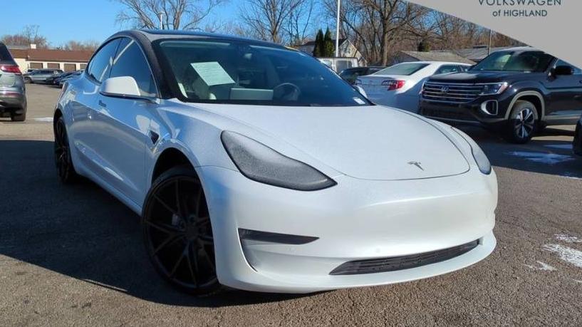 TESLA MODEL 3 2019 5YJ3E1EB2KF494459 image